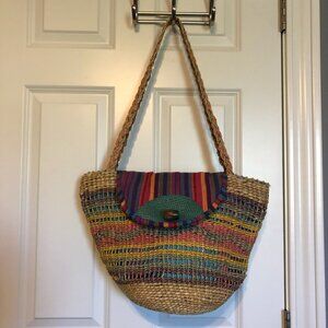 Colorful striped woven straw/wicker tote/beach shoulder bag